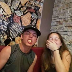 Meet your Posher, Jas